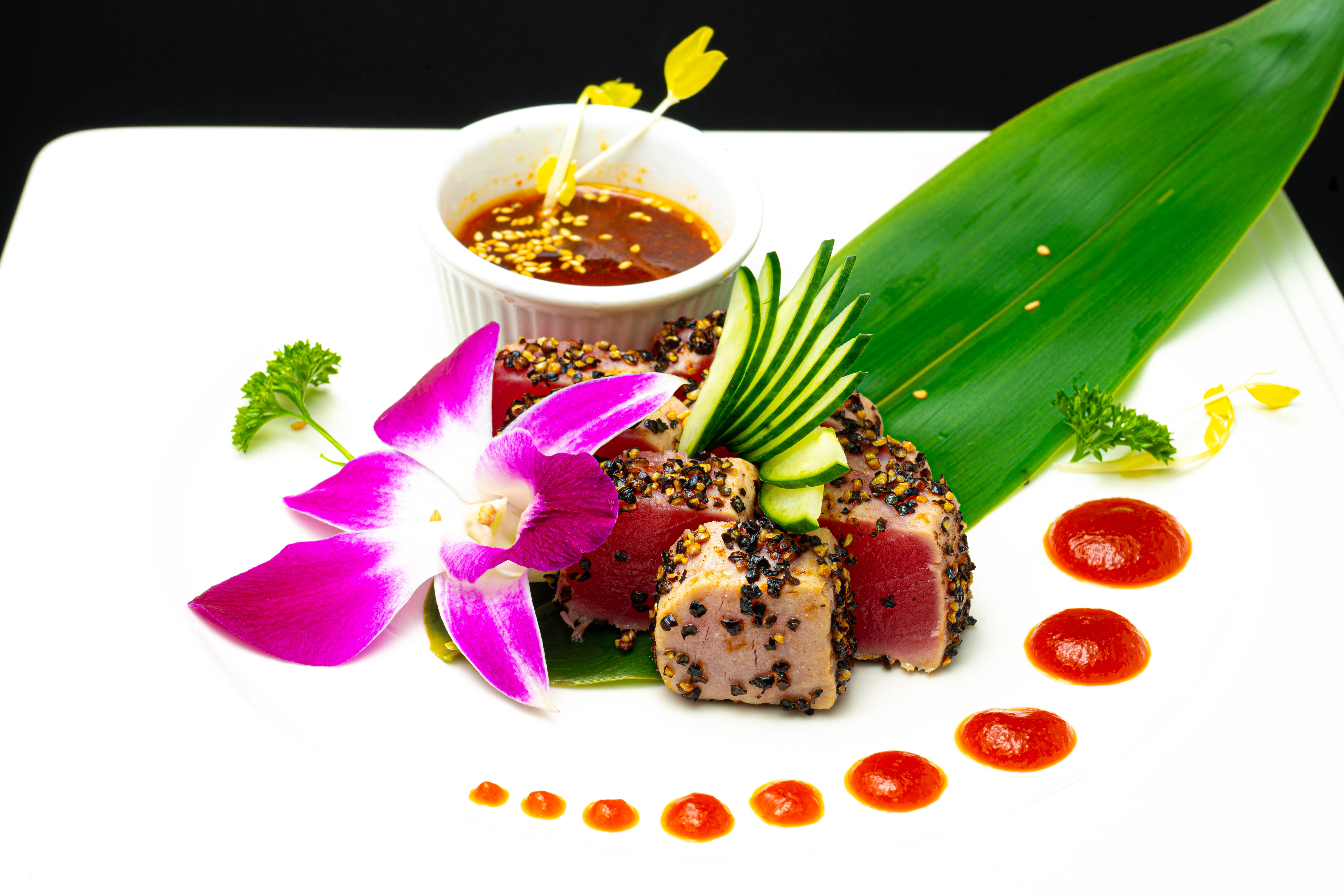 Pepper Tuna Sashimi at Deer Park Sushi